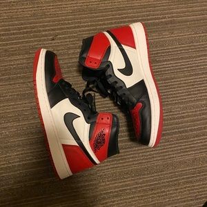 Jordan 1 “Bred Toe” size 9